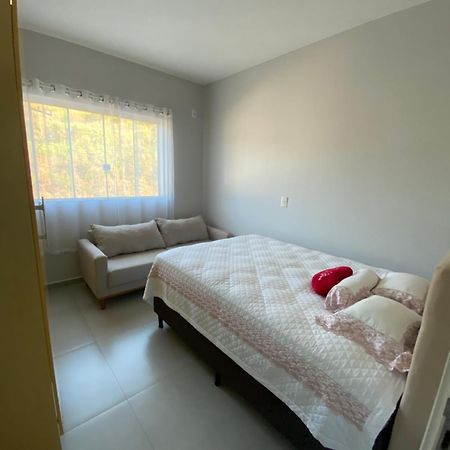 Apartamento 301 بيراتوبا المظهر الخارجي الصورة